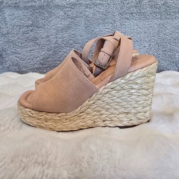 Marc Fisher LTD Nelly Ankle-Strap Suede Wedge Espadrilles Pale Blush Size 10 - Picture 2 of 9